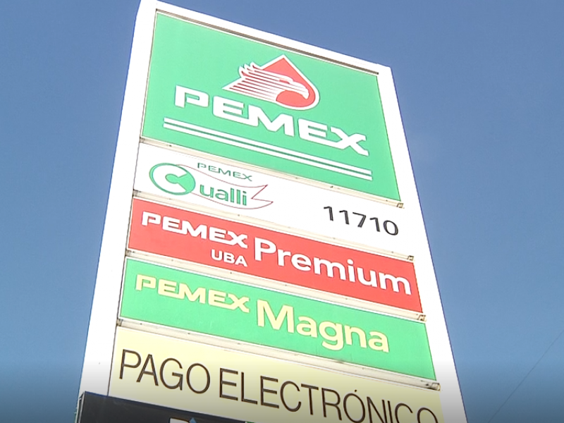 PEMEX registró los precios más bajos en gasolina