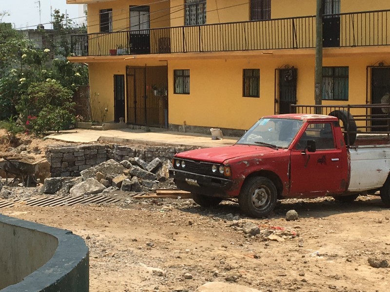 Pendiente atención a calle socavada de Casa Blanca