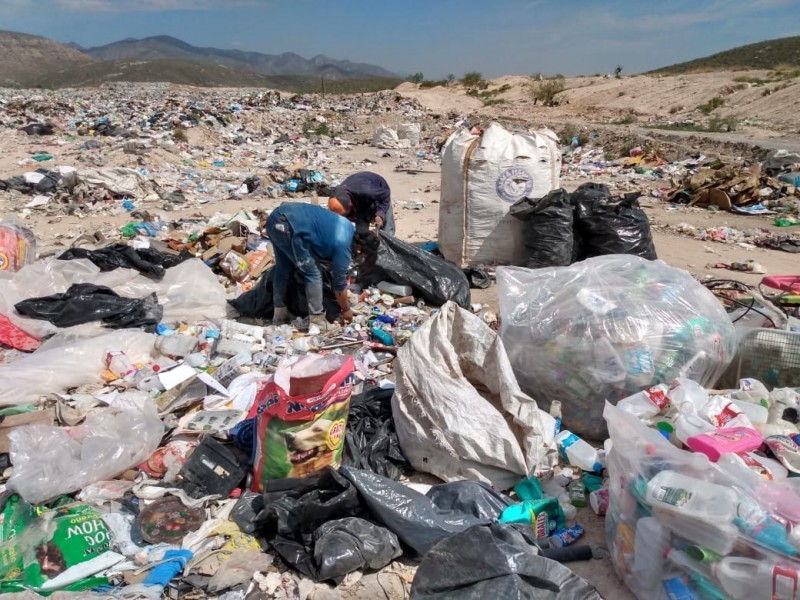 Pepenadores exigen soluciones o habrá plantón