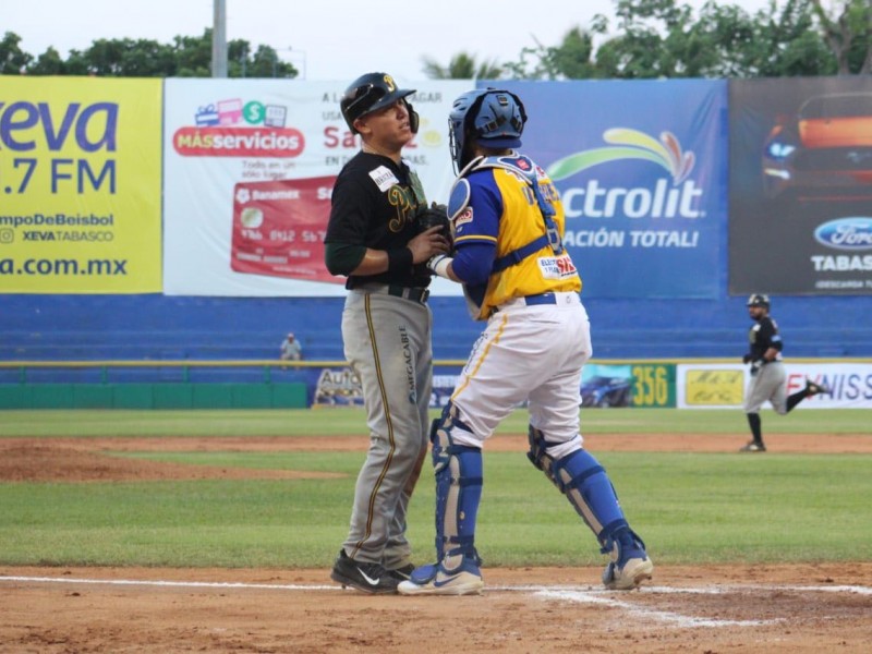 Pericos aseguró la serie contra Olmecas de Tabasco