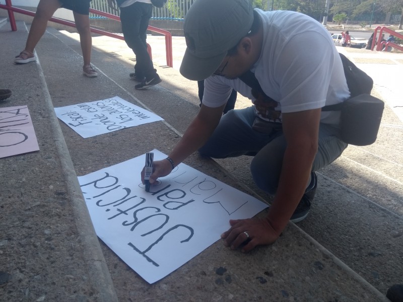 Periodistas continúan exigiendo justicia para Mario Gómez