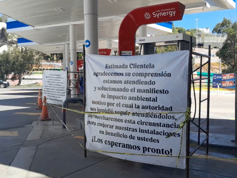 Permanece cerrada una gasolinera tras operativo de ASEA y Profeco