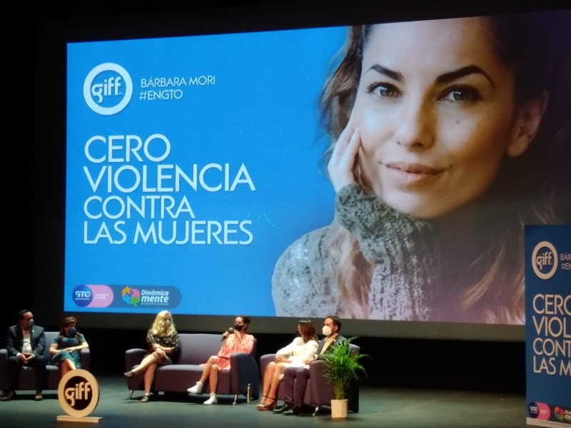 “Permitimos maltrato porque no creemos que merecemos amor”, Bárbara Mori