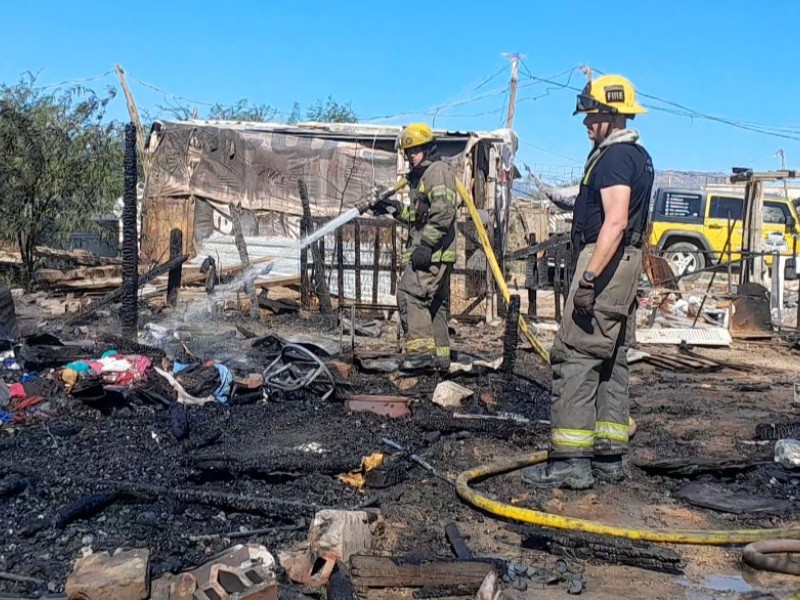 Perro muere y mujer resulta lesionada en incendio de casa