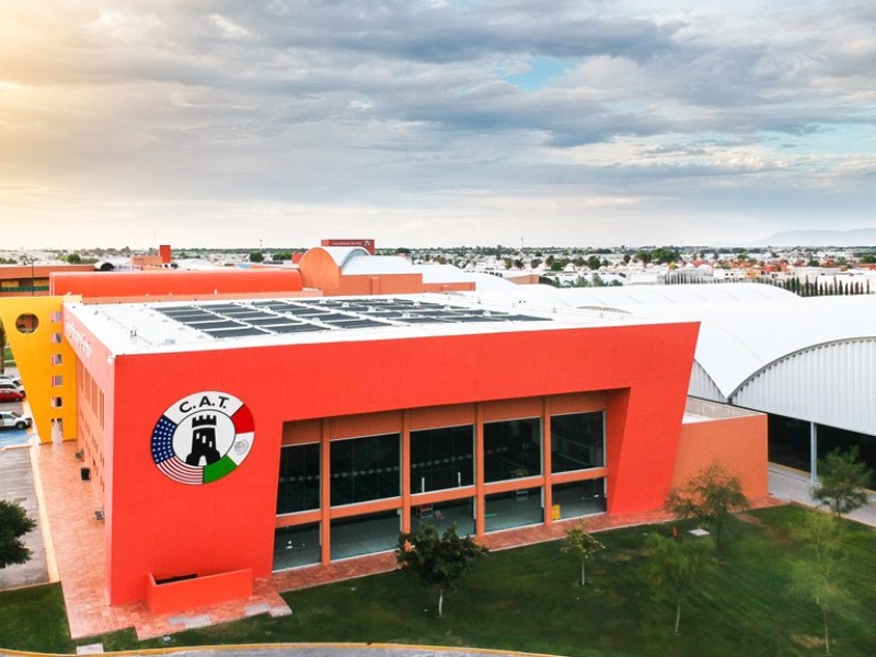 Persecución policiaca genera pánico en el Colegio Americano de Torreón