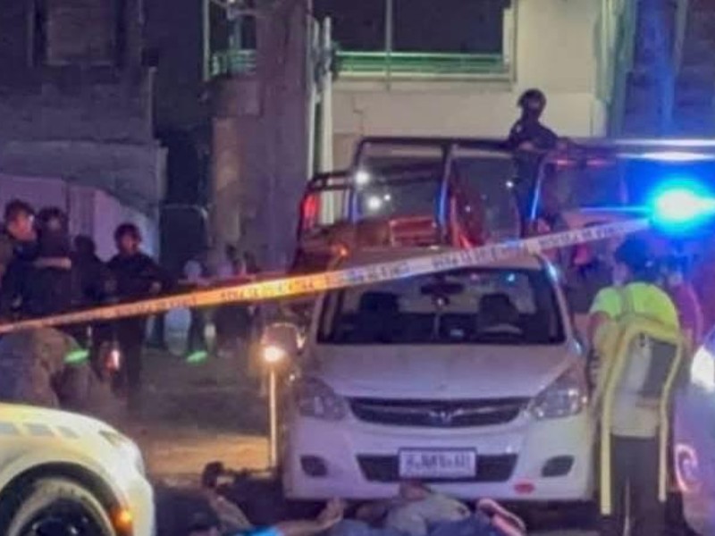 Persecución y balacera deja un abatido y dos policías heridos en Monterrey