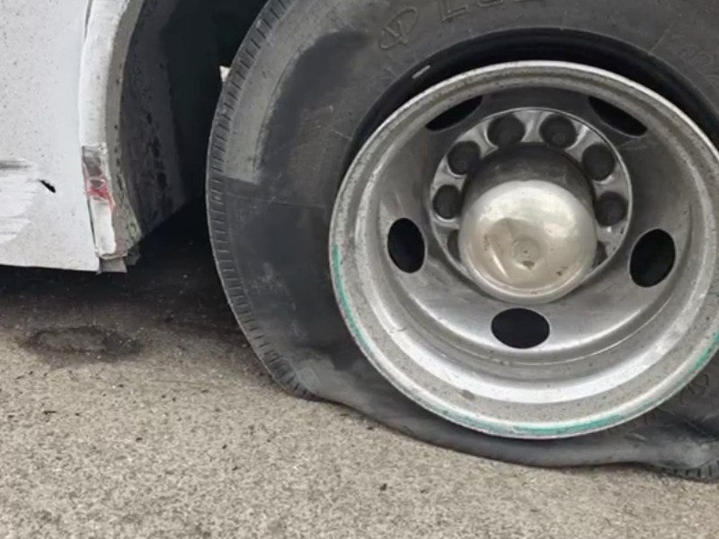 Persecución y balacera tras fuga de camión de pasajeros en Tlalnepantla