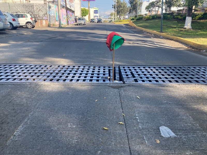 Persiste problema de alcantarillado en el Boulevard García de León