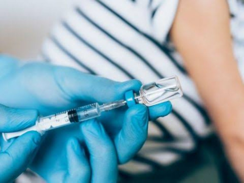 Persiste renuencia a vacunarse contra covid-19 en Chilchota 