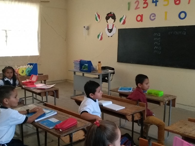 Persiste rezago en infraestructura educativa en Michoacán