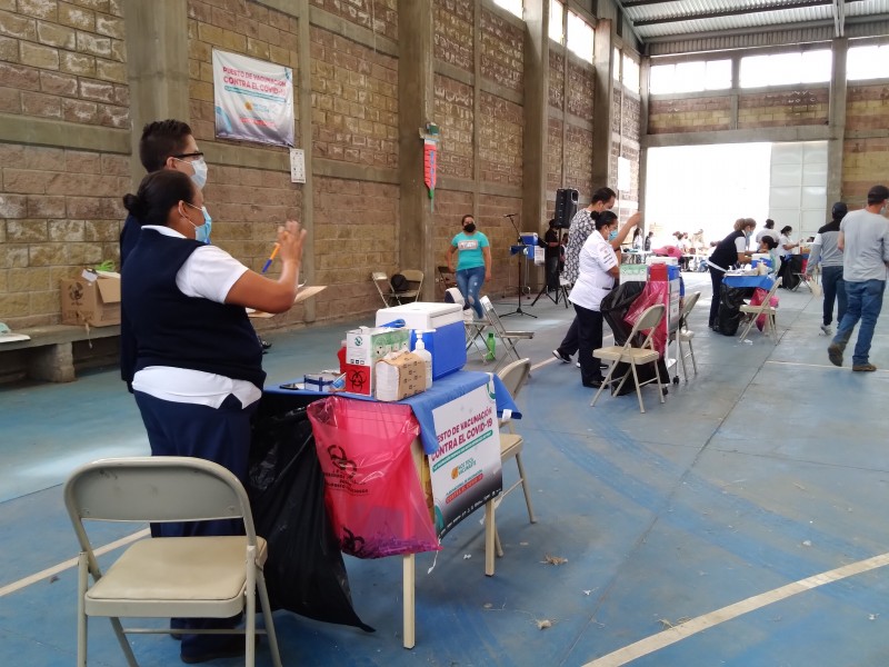 Persiste rezago en jornada de vacunación antiCovid en Yurécuaro