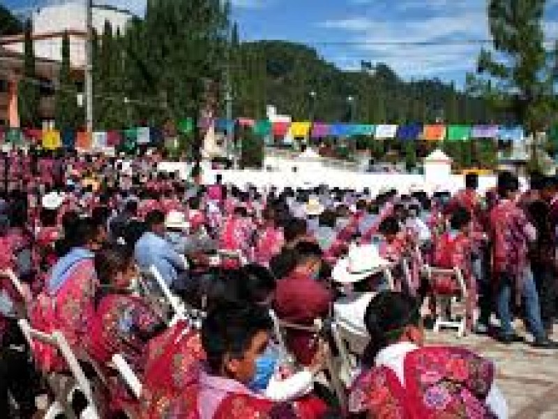 Persisten celebraciones religiosas con aglomeraciones en Chiapas