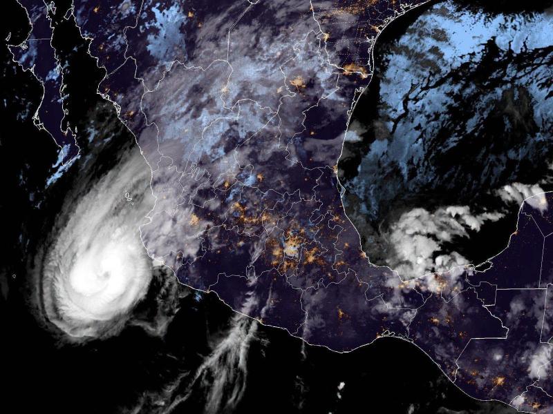 Persisten lluvias y fuertes vientos en Veracruz por el Frente Frío 2