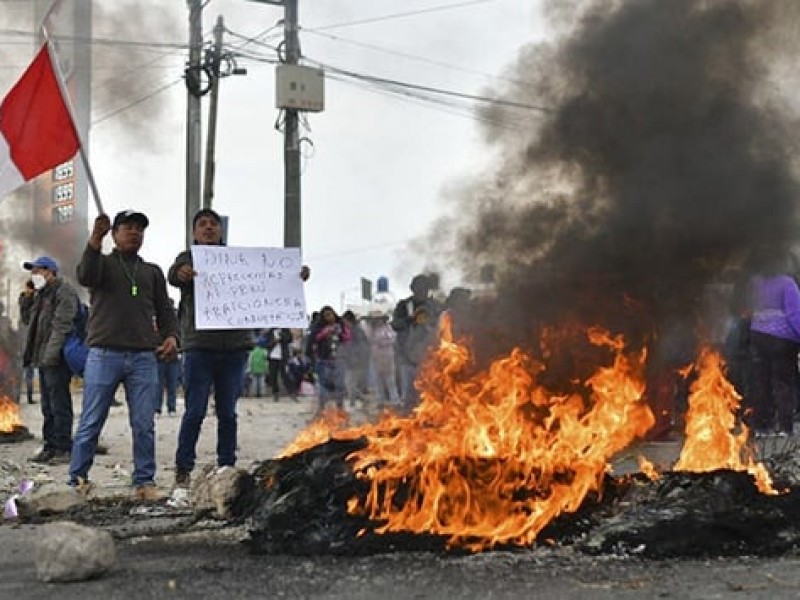 Perú se tiñe de sangre: 62 muertos por violentas protestas