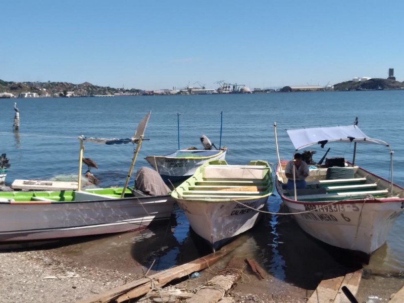 Pescadores agradecen no haber salido a la pesca por mala temporada