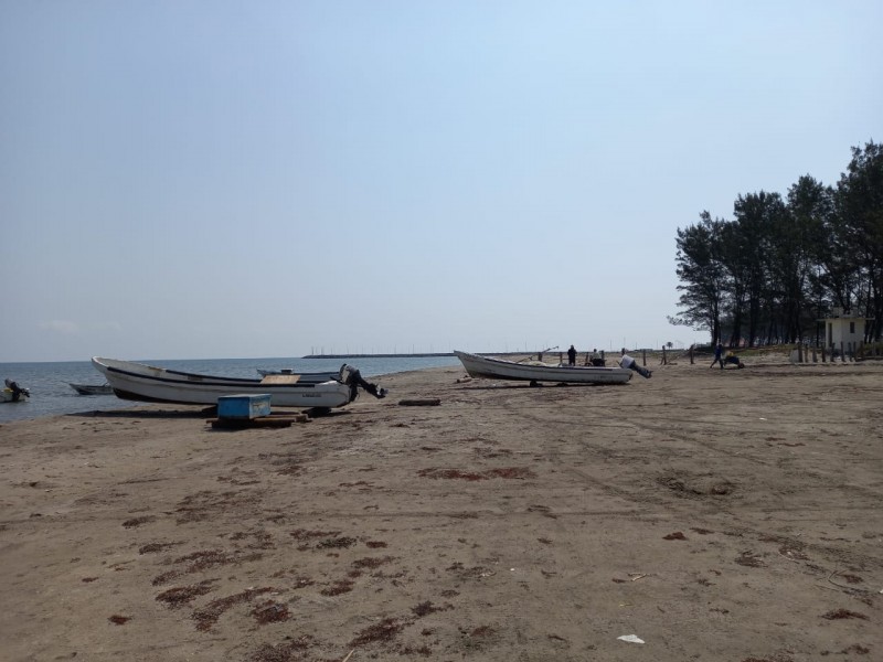 Pescadores de Antón Lizardo se enfrentan a crisis