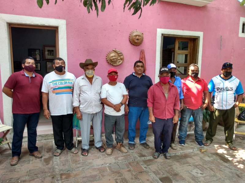 Pescadores de Juchitán demandan apoyos de Bienpesca