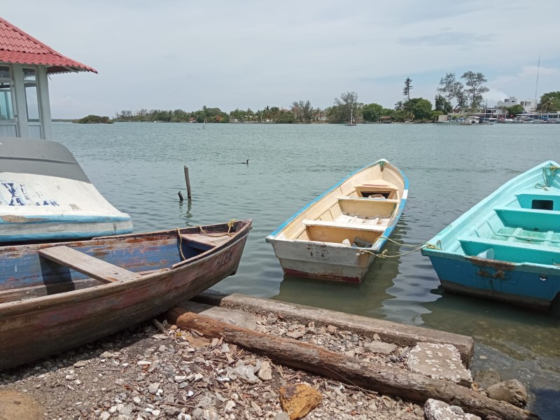 Pescadores de La Mata atentos a los eventos meteorológicos