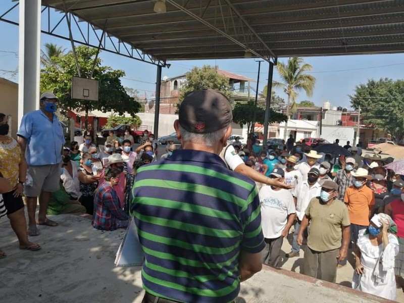 Pescadores de Petacalco, llevan dos años esperando inclusión en Bienpesca