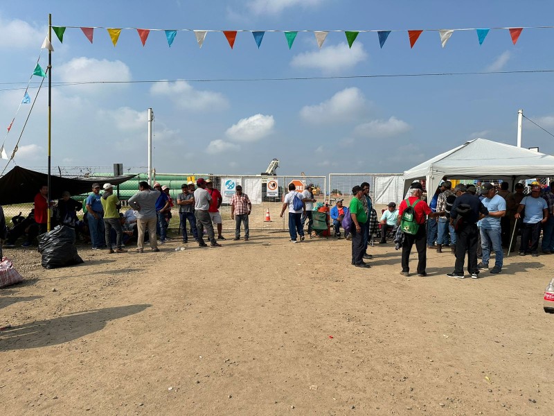 Pescadores recibirán motores como compensación de TransCanada