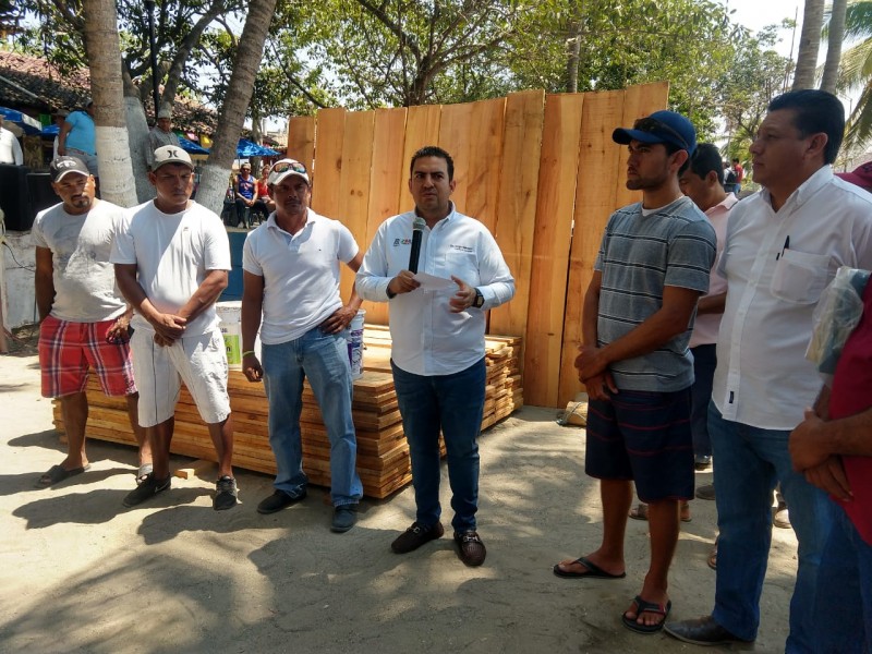 Pescadores ribereños renovarán cajones con ayuda del municipio