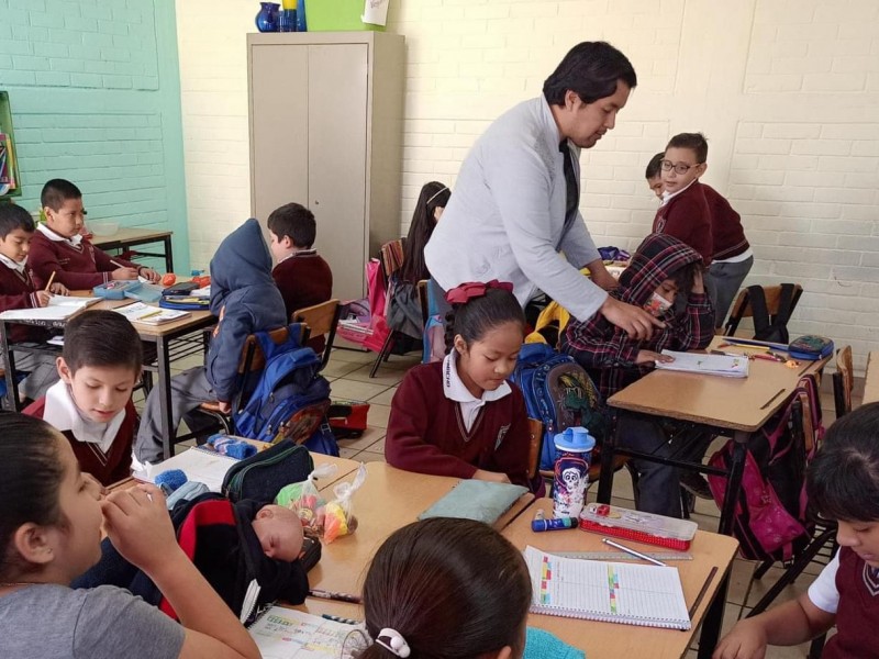 Pese a anuncio de paro de labores, escuelas operan normal