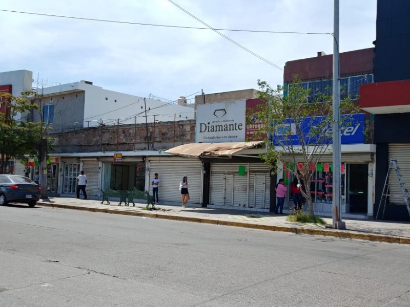 Pese a muertes, ciudadanos no creen en el covid-19