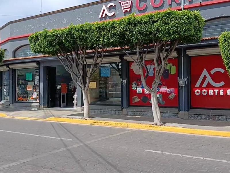 Negocios chinos continúan operando pese a operativo en Tehuacán