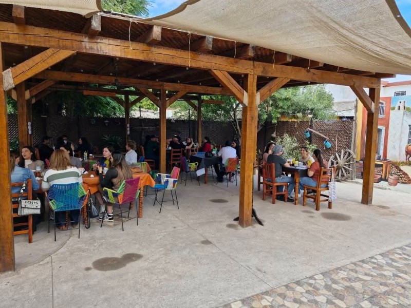 Pese a violencia, repunta derrama económica en restaurantes