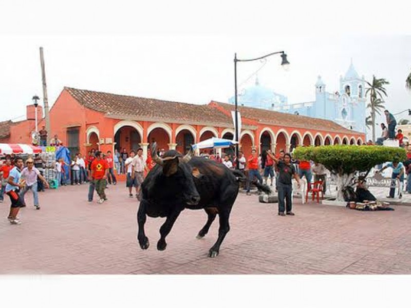 Pese amenaza de Fiscalía, habrá fiesta con toros