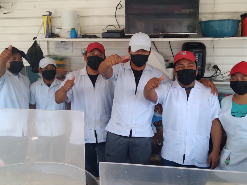Pese incremento en insumos taquerías celebran día del Taco