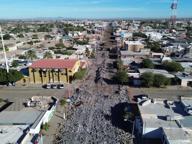 Pide Alcalde paciencia a comerciantes por obra de pavimentacion