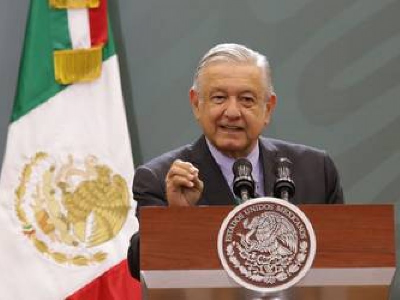 Pide AMLO reforzar seguridad en Puebla