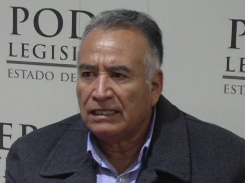 Pide diputado apoyo a acopiadoras de frijol