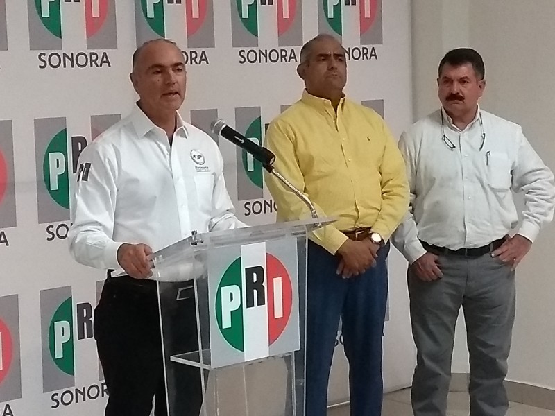 Pide José Calzada voto útil por Meade