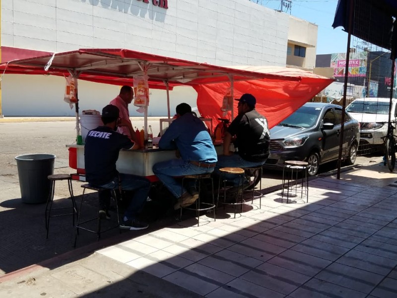 Piden a ambulantes retirarse de las áreas de riesgo