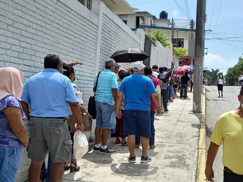 Piden a Tuxpeños, no relajar medidas sanitarias