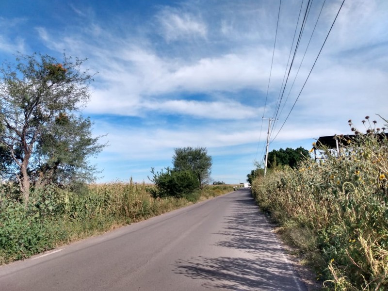 Piden alumbrado público en camino de acceso a#SanJoséDeUluapa