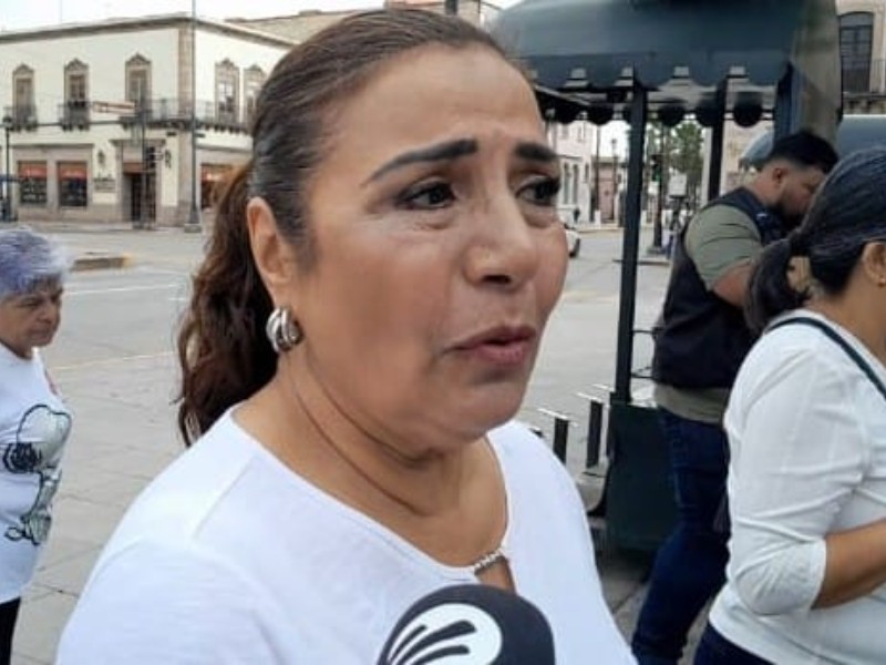 Piden apoyo para trasplante de médula de joven con leucemia en Durango