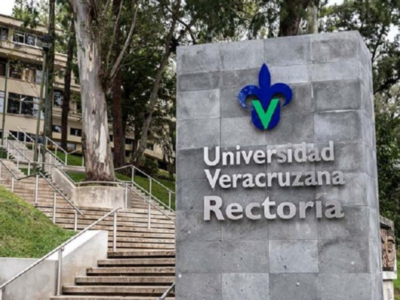 Piden aspirantes a Rectoría  UV audiencia con el Congreso