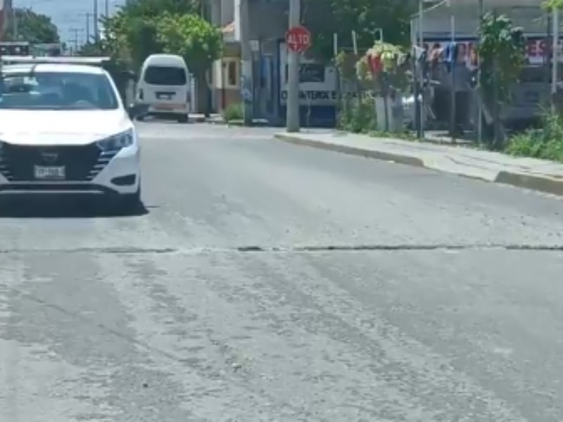 Piden atender baches en la Colonia Niños Héroes