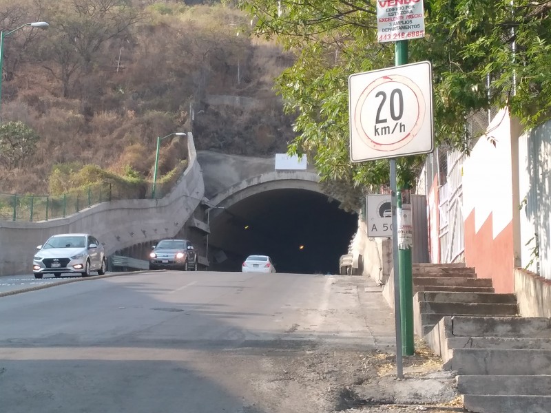 Piden ciudadanos más señalética en Ramal Camelinas de Morelia