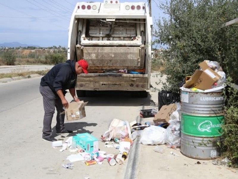 Piden ciudadanos que autoridades pongan atención en servicios municipales