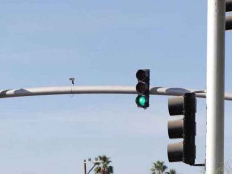Piden ciudadanos se coloquen semáforos en zonas de mayor tráfico