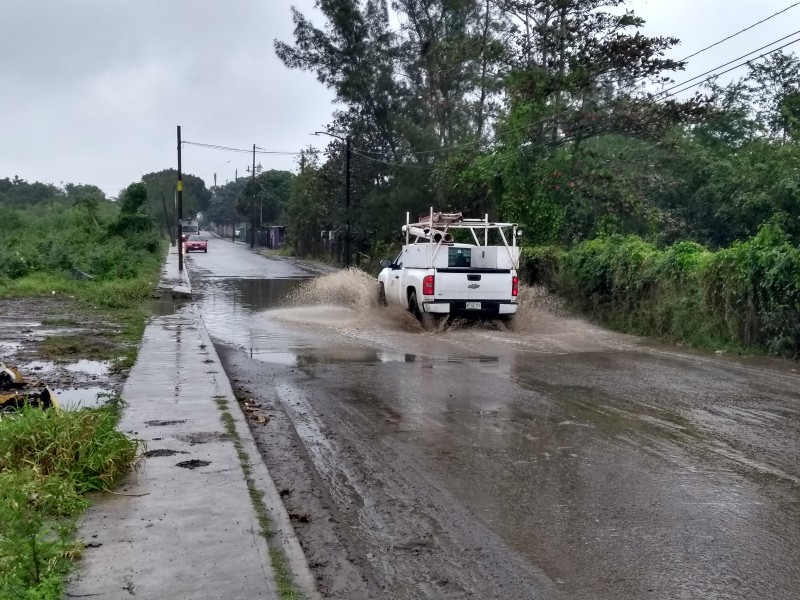 Piden construcción de puente