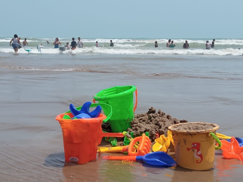 Piden cuidar a los menores en la playa