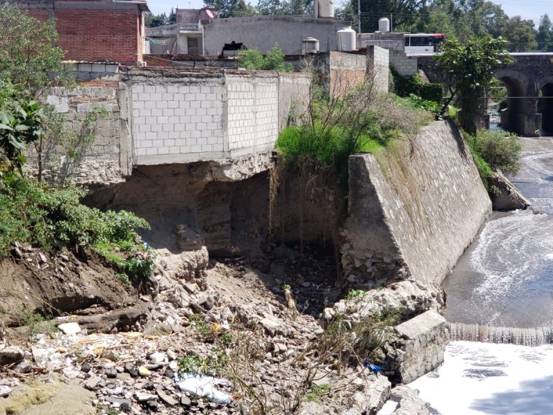 Piden desalojo a vecinos de La Providencia por posibles colapsos