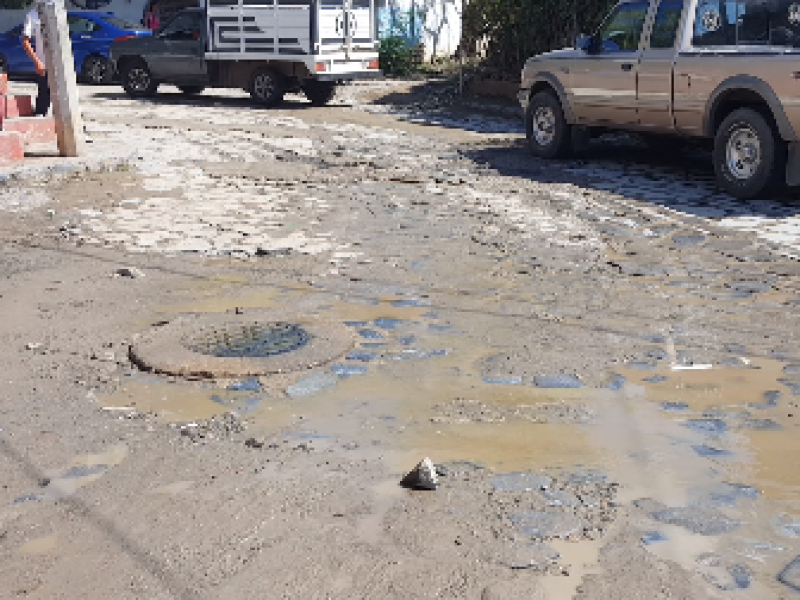 Piden desazolvar 2 coladeras de la colonia Cuauhtémoc