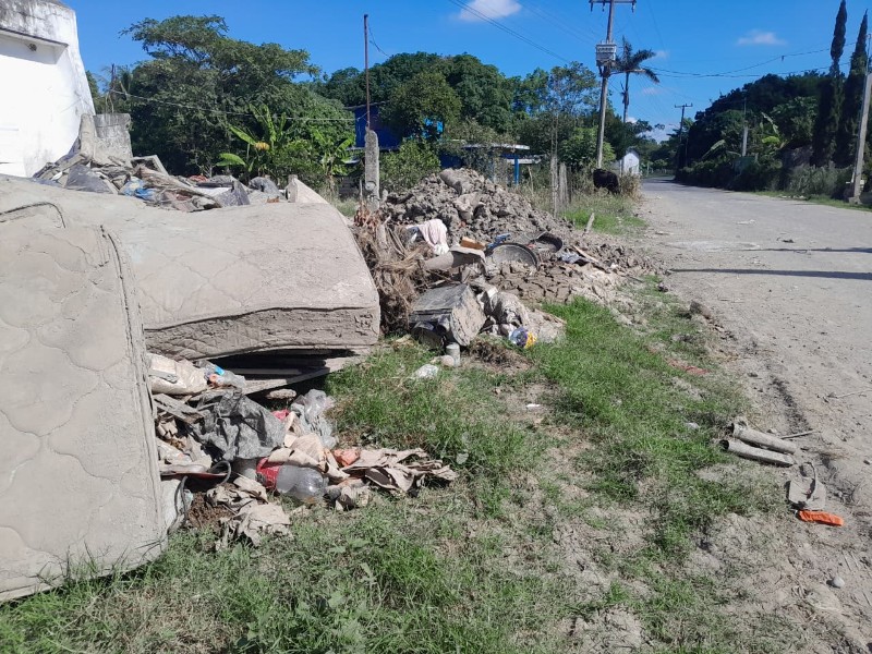 Piden en Tuxpan apoyo para retiro de desechos tras inundaciones
