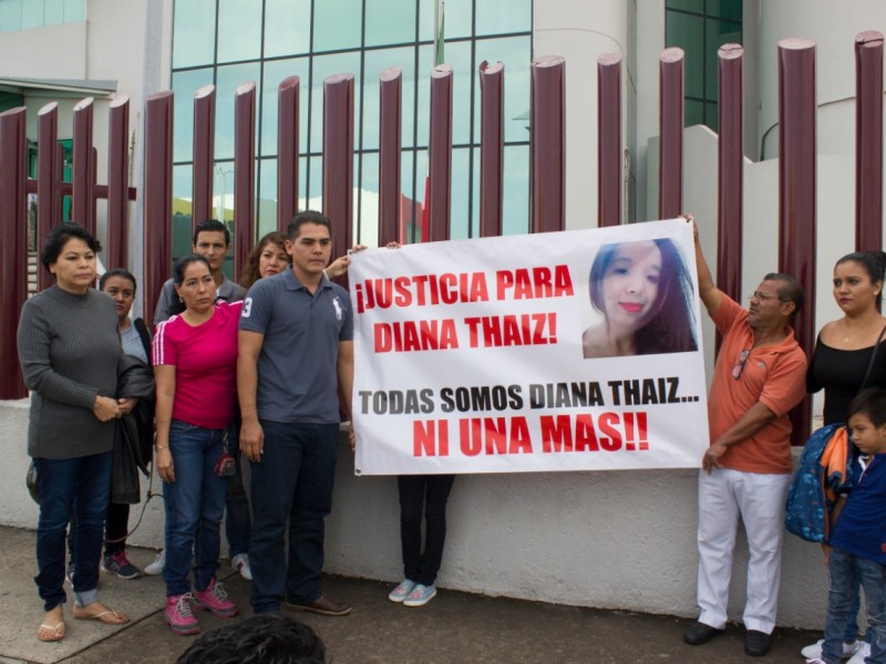 Piden frenar amparo a feminicida de Diana Tahiz